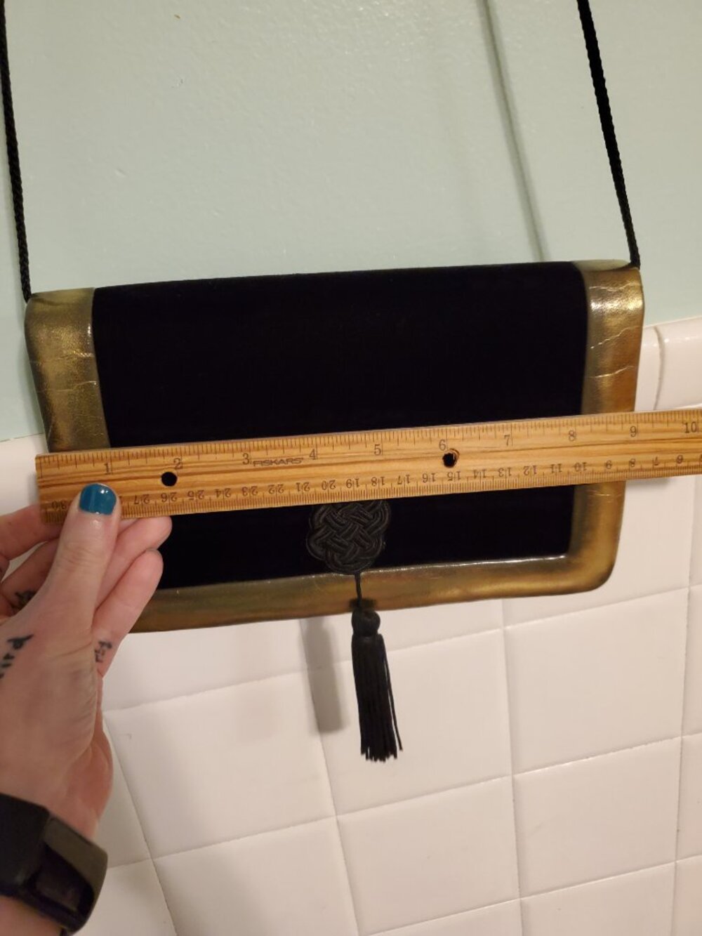 Vintage Black Velvet and Gold Evening Shoulder Tassel Bag - Picture 4 of 11